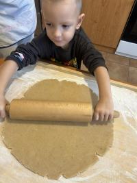 zdobíme medovníčky zdobíme medovníčky